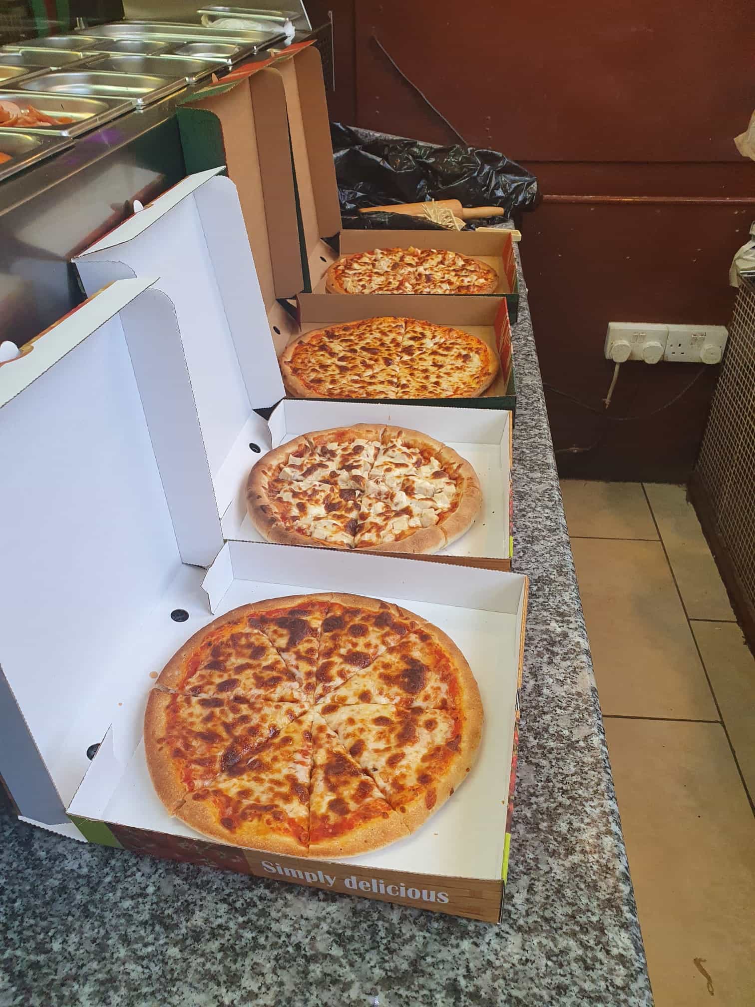 Memos Takeaway Melrose Pizza